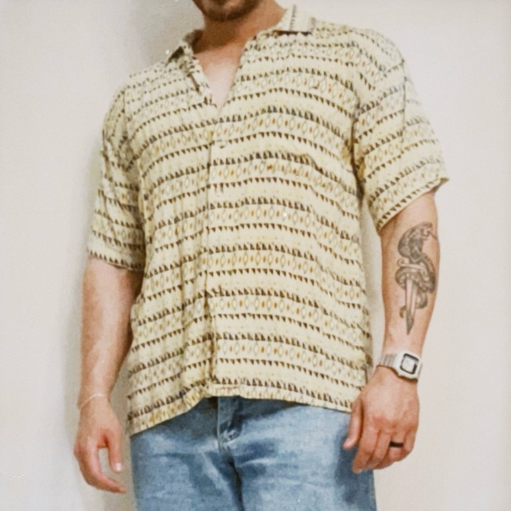 (Featured in The Sopranos) Men’s Vintage Style Pattern Button Down